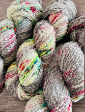 Load image into Gallery viewer, Bouclé