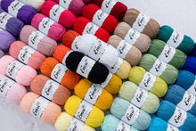 Load image into Gallery viewer, Emu Classic DK