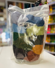 Load image into Gallery viewer, Country Garden