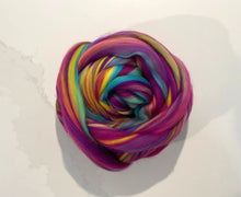 Load image into Gallery viewer, Hawaiian Dream Merino Roving Wool Top Fibre, 100g