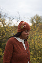 Load image into Gallery viewer, Embroidery on Knits by Judit Gummlich