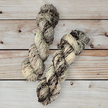 Load image into Gallery viewer, 4 ply slub wool yarn
