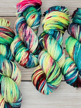 Load image into Gallery viewer, Superwash Merino Super Chunky Yarn, 150g, Rainbow in Beige Boots
