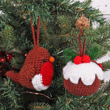 Load image into Gallery viewer, Trimits Christmas Robin & Pudding Amigurumi Crochet Kit