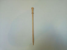 Load image into Gallery viewer, Brittany Shawl Pin