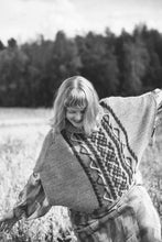 Load image into Gallery viewer, Worsted – A Knitwear Collection Curated by Aimée Gille of La Bien Aimée