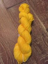 Load image into Gallery viewer, Superwash Merino Single Ply Fingering Yarn, 100g/3.5oz, Disco Stick