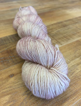 Load image into Gallery viewer, Superwash Merino Sparkle Single Ply Fingering Yarn, 100g/3.5oz, Diva