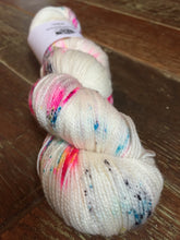 Load image into Gallery viewer, Superwash Merino Nylon Titanium Sock Yarn, 100g/3.5oz, Pop Tart