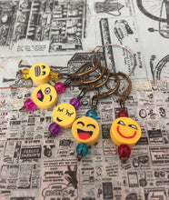 Load image into Gallery viewer, Set of 5 Emoji Knitting Crochet Stitch Markers