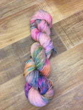 Load image into Gallery viewer, Superwash Merino Sparkle Single Ply Fingering Yarn, 100g/3.5oz, Clown