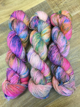 Load image into Gallery viewer, Superwash Merino Sparkle Single Ply Fingering Yarn, 100g/3.5oz, Clown