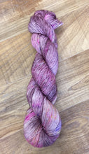 Load image into Gallery viewer, Superwash Merino Single Ply Fingering Yarn, 100g/3.5oz, Snuff