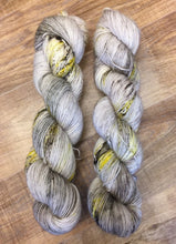 Load image into Gallery viewer, Superwash Merino Single Ply Fingering Yarn, 100g/3.5oz, Ida