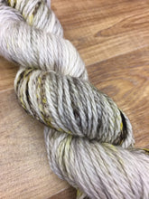 Load image into Gallery viewer, Superwash Chunky Merino, 100g/3.5oz, Ida