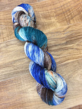Load image into Gallery viewer, Superwash Merino Single Ply Fingering Yarn, 100g/3.5oz, Victorian Creeper