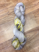 Load image into Gallery viewer, Superwash Bluefaced Leicester Nylon Ultimate Sock Yarn, 100g/3.5oz, Ida