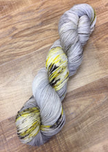 Load image into Gallery viewer, Superwash Bluefaced Leicester Nylon Ultimate Sock Yarn, 100g/3.5oz, Ida