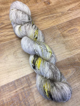 Load image into Gallery viewer, Superwash Merino Single Ply Fingering Yarn, 100g/3.5oz, Ida
