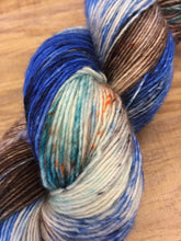 Load image into Gallery viewer, Superwash Merino Single Ply Fingering Yarn, 100g/3.5oz, Victorian Creeper