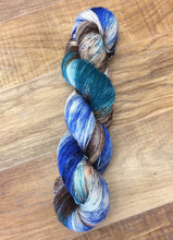 Load image into Gallery viewer, Superwash Merino Single Ply Fingering Yarn, 100g/3.5oz, Victorian Creeper