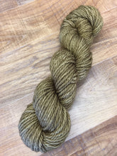 Load image into Gallery viewer, Superwash Chunky Merino, 100g/3.5oz, Sudge