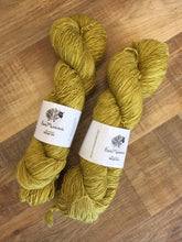 Load image into Gallery viewer, Superwash Merino Single Ply Fingering Yarn, 100g/3.5oz, Chicken Licken