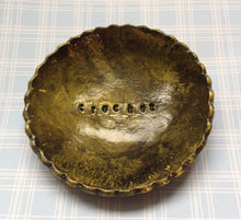 Load image into Gallery viewer, Crochet Notions Dish