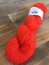 Load image into Gallery viewer, Superwash Merino Single Ply Fingering Yarn, 100g/3.5oz, Semi Solid, Magma