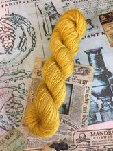 Load image into Gallery viewer, Non Superwash Wensleydale British Wool, DK Light Worsted Yarn, 100g/3.5oz, Gladrags