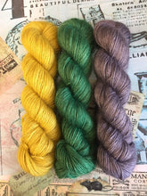 Load image into Gallery viewer, Non Superwash Wensleydale British Wool, DK Light Worsted Yarn, 100g/3.5oz, Dorian