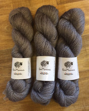 Load image into Gallery viewer, Non Superwash Wensleydale British Wool, 4 Ply Yarn, 100g/3.5oz, Dorian