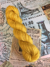 Load image into Gallery viewer, Non Superwash Wensleydale British Wool, DK Light Worsted Yarn, 100g/3.5oz, Gladrags