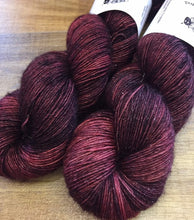 Load image into Gallery viewer, Superwash Merino Sparkle Single Ply Fingering Yarn, 100g/3.5oz, Judas