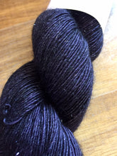 Load image into Gallery viewer, Superwash Merino Sparkle Single Ply Fingering Yarn, 100g/3.5oz, Purple Teardrops