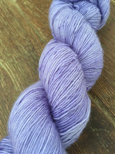 Load image into Gallery viewer, Superwash Merino Single Ply Fingering Yarn, 100g/3.5oz, Lady Susan, Lilac, Semi Solid
