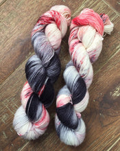 Load image into Gallery viewer, Superwash Merino Single Ply Fingering Yarn, 100g/3.5oz, Paparazzi