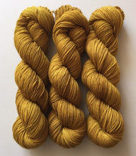 Load image into Gallery viewer, Superwash Bluefaced Leicester Nylon Ultimate Sock Yarn, 100g/3.5oz, Gold Rush