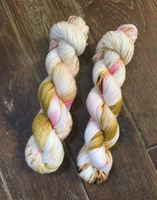 Load image into Gallery viewer, Superwash Merino Single Ply Fingering Yarn, 100g/3.5oz, Silly Heart