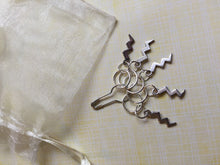 Load image into Gallery viewer, Set of 5 Lightning Bolt Stitch Markers