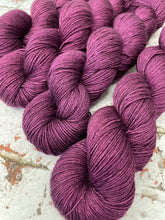 Load image into Gallery viewer, Yak 4 Ply Fingering Yarn, 100g/3.5oz, Candy Perfume