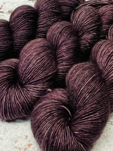 Load image into Gallery viewer, Superwash Merino Single Ply Fingering Yarn, 100g/3.5oz, Scrumdiddlyumptious