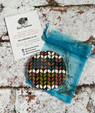 Load image into Gallery viewer, Knitting Pocket Mirror
