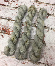 Load image into Gallery viewer, Bluefaced Leicester Sock Mini, 20g/0.7oz, 1000 Doves