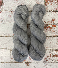 Load image into Gallery viewer, Superwash Merino Nylon Titanium Sock Yarn, 100g/3.5oz, Fade to Grey