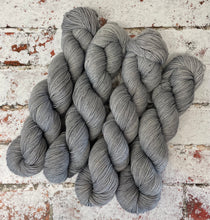 Load image into Gallery viewer, Superwash BFL Nylon Ultimate Sock Yarn, 100g/3.5oz, Fade to Grey