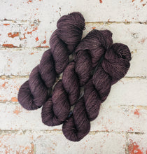 Load image into Gallery viewer, Superwash Merino Single Ply Fingering Yarn, 100g/3.5oz, Scrumdiddlyumptious