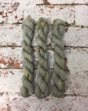 Load image into Gallery viewer, Bluefaced Leicester Sock Mini, 20g/0.7oz, 1000 Doves