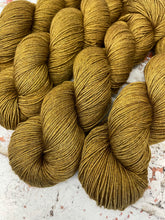 Load image into Gallery viewer, Yak 4 Ply Fingering Yarn, 100g/3.5oz, Gold Rush