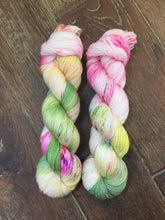 Load image into Gallery viewer, Superwash Merino Single Ply Fingering Yarn, 100g/3.5oz, Look at the Flowers